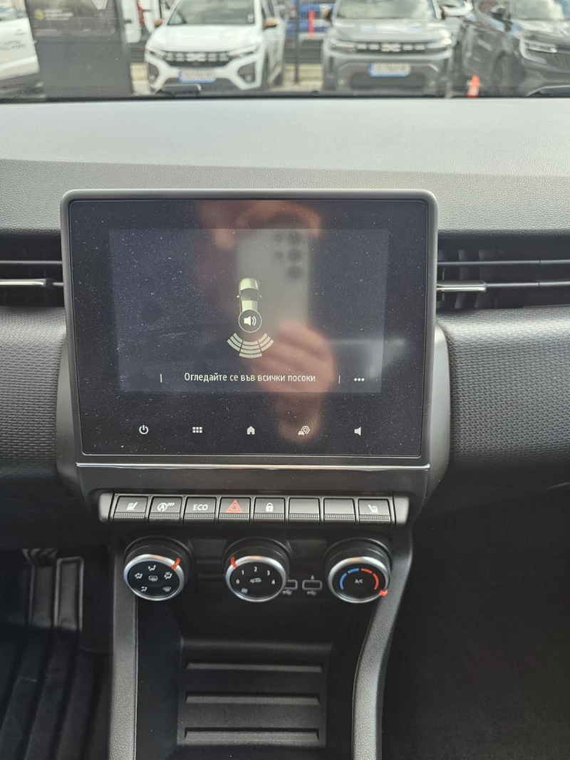 Renault Clio 1.0 TCe 90 Stop&Start, снимка 11 - Автомобили и джипове - 51189763