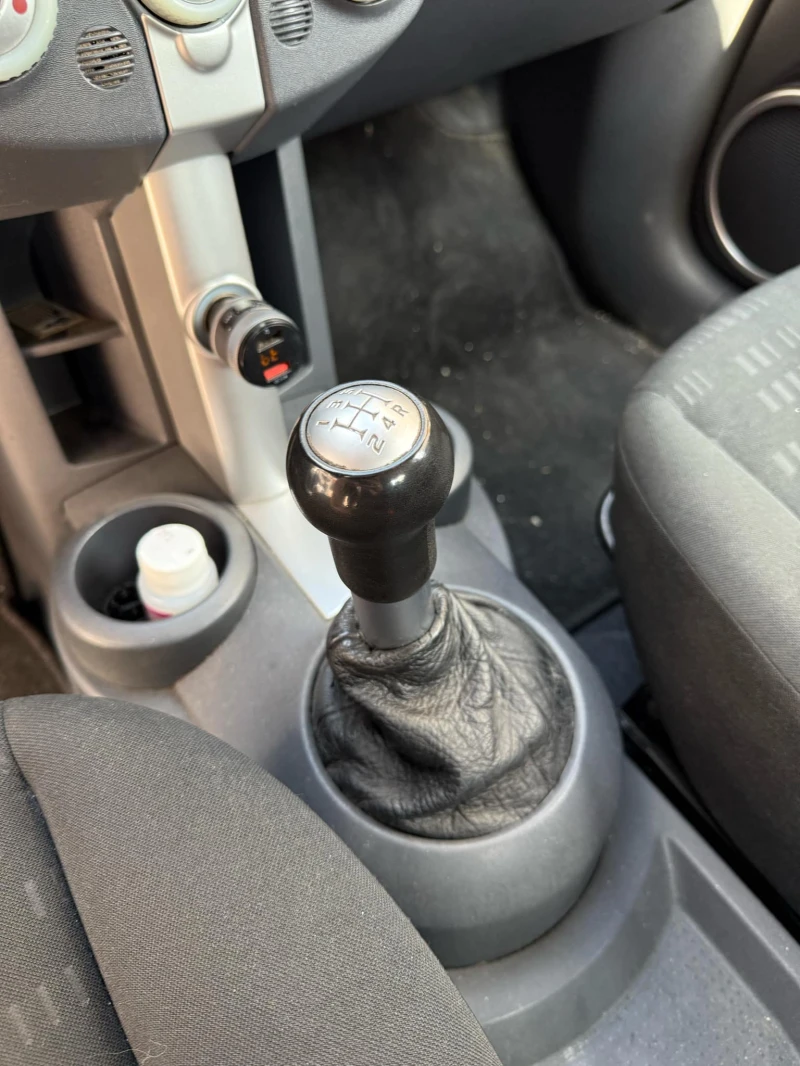 Mitsubishi Colt 1.3, снимка 8 - Автомобили и джипове - 51882547