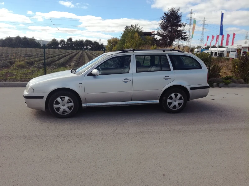 Skoda Octavia, снимка 2 - Автомобили и джипове - 52290554
