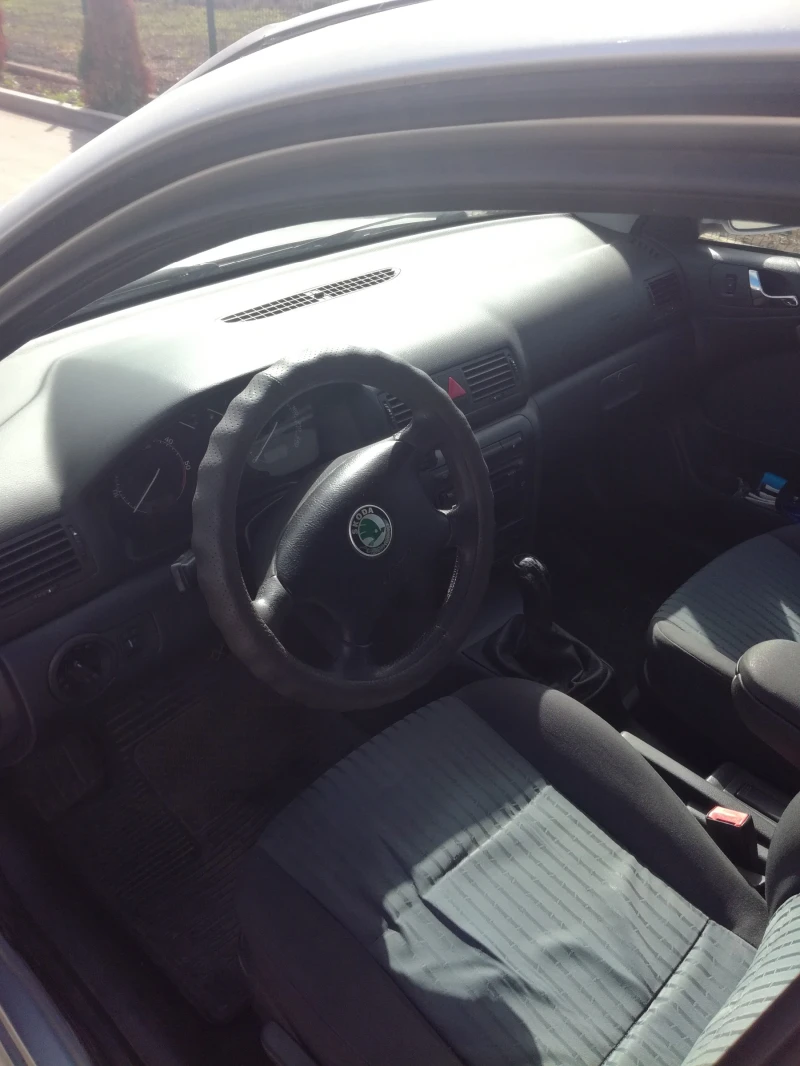 Skoda Octavia, снимка 12 - Автомобили и джипове - 52290554