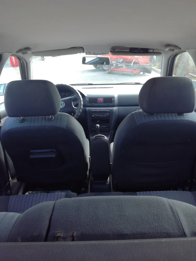 Skoda Octavia, снимка 9 - Автомобили и джипове - 52290554