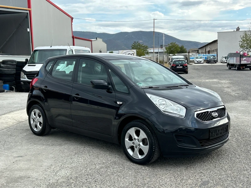 Kia Venga 1.4 CRDI 90к.с ТОП Състояние , снимка 4 - Автомобили и джипове - 51850644