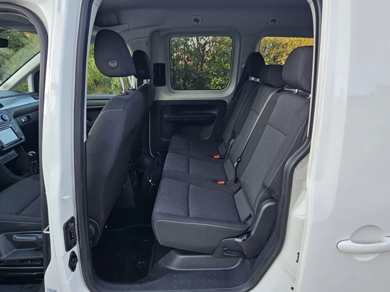 VW Caddy 2.0 Tdi -150к.с Пътнически. Навигация. , снимка 14 - Автомобили и джипове - 52160545