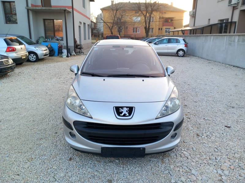 Peugeot 207 1.4HDI климатик, снимка 8 - Автомобили и джипове - 52741386