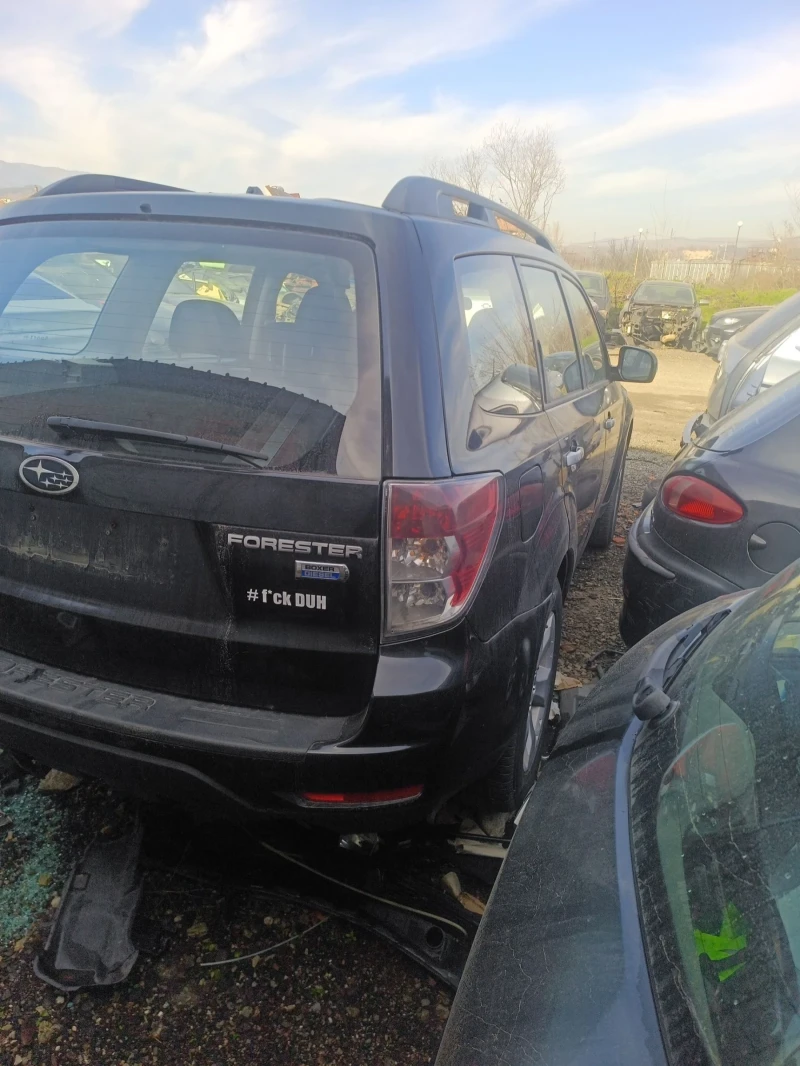 Subaru Forester 2.2 dizel, снимка 7 - Автомобили и джипове - 52972186