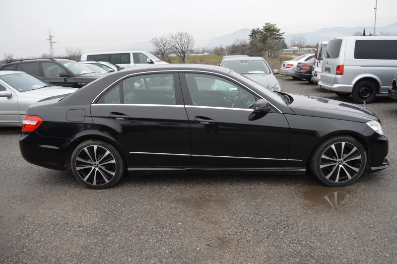 Mercedes-Benz E 200 2.2CDI-AMG-FULL EKSTRI, снимка 4 - Автомобили и джипове - 53054549
