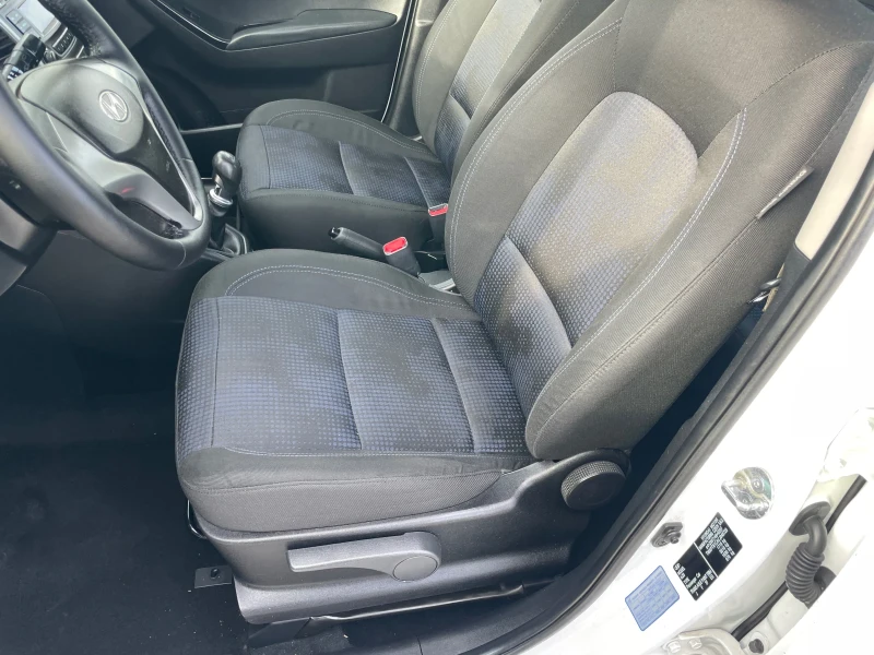 Hyundai Ix20 1.4 бензин 90кс , снимка 10 - Автомобили и джипове - 53540570