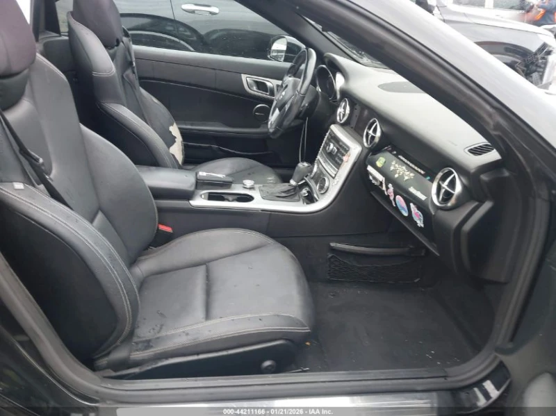 Mercedes-Benz SLK 1.8l 250, снимка 5 - Автомобили и джипове - 53577246