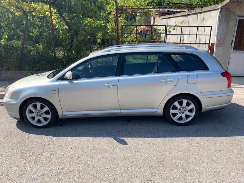 Toyota Avensis 2.0vvt-i 147к.с Автомат НА ЧАСТИ, снимка 2 - Автомобили и джипове - 41356531