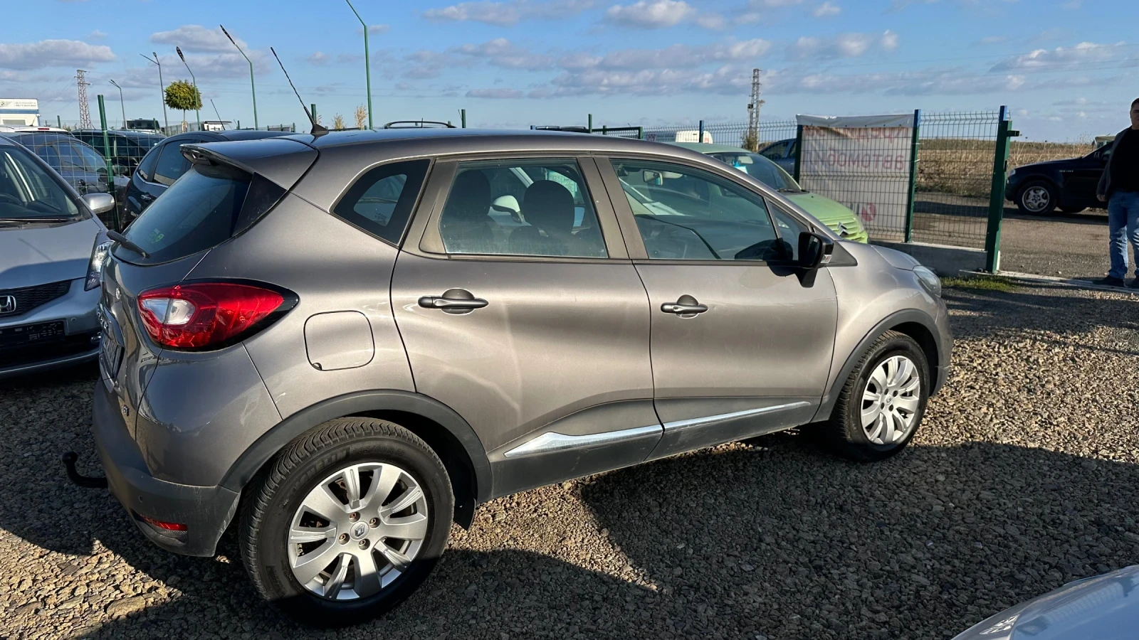 Renault Captur 1.5dci - изображение 10