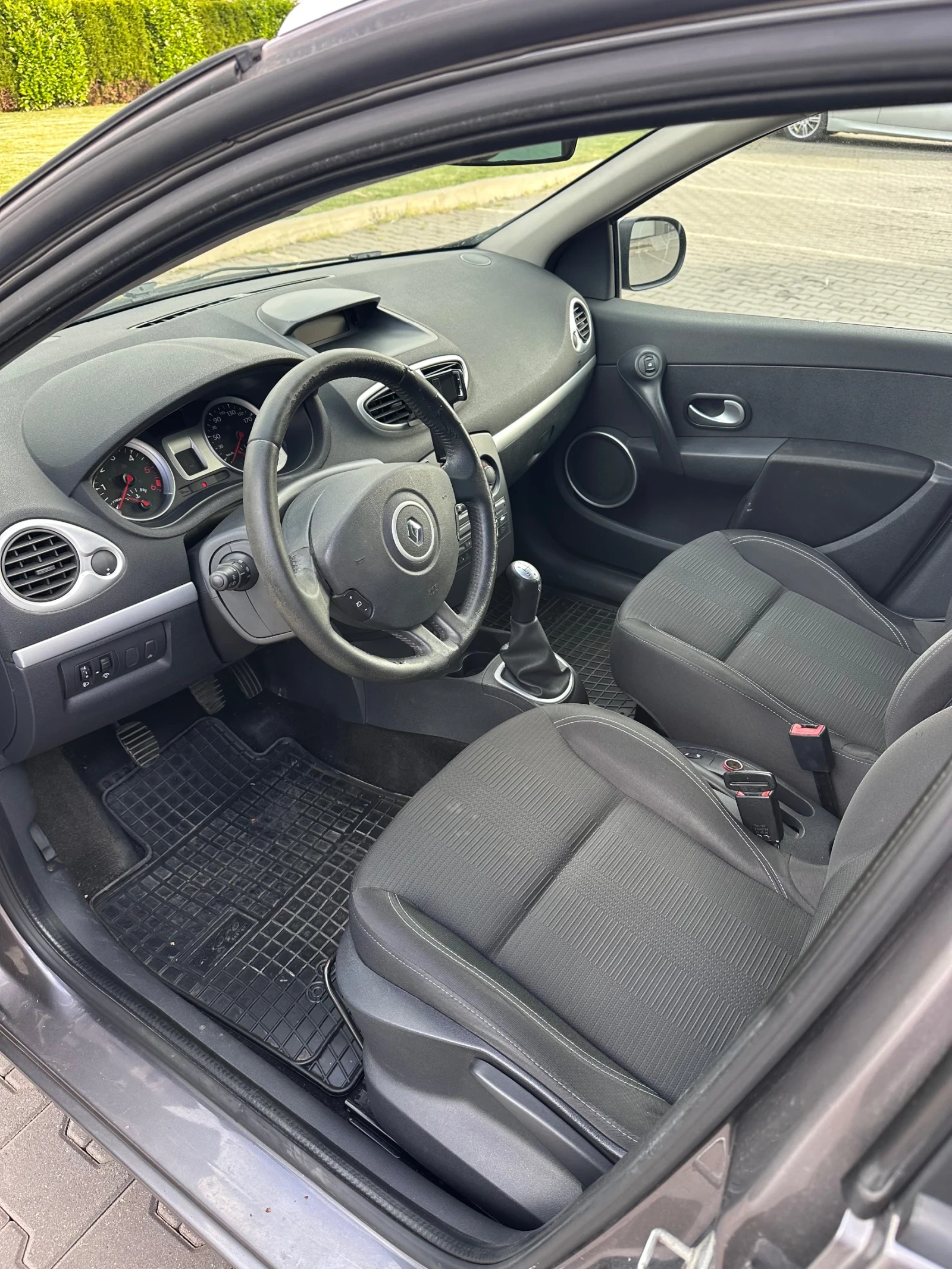 Renault Clio 1.5 dci Grandtour - изображение 7