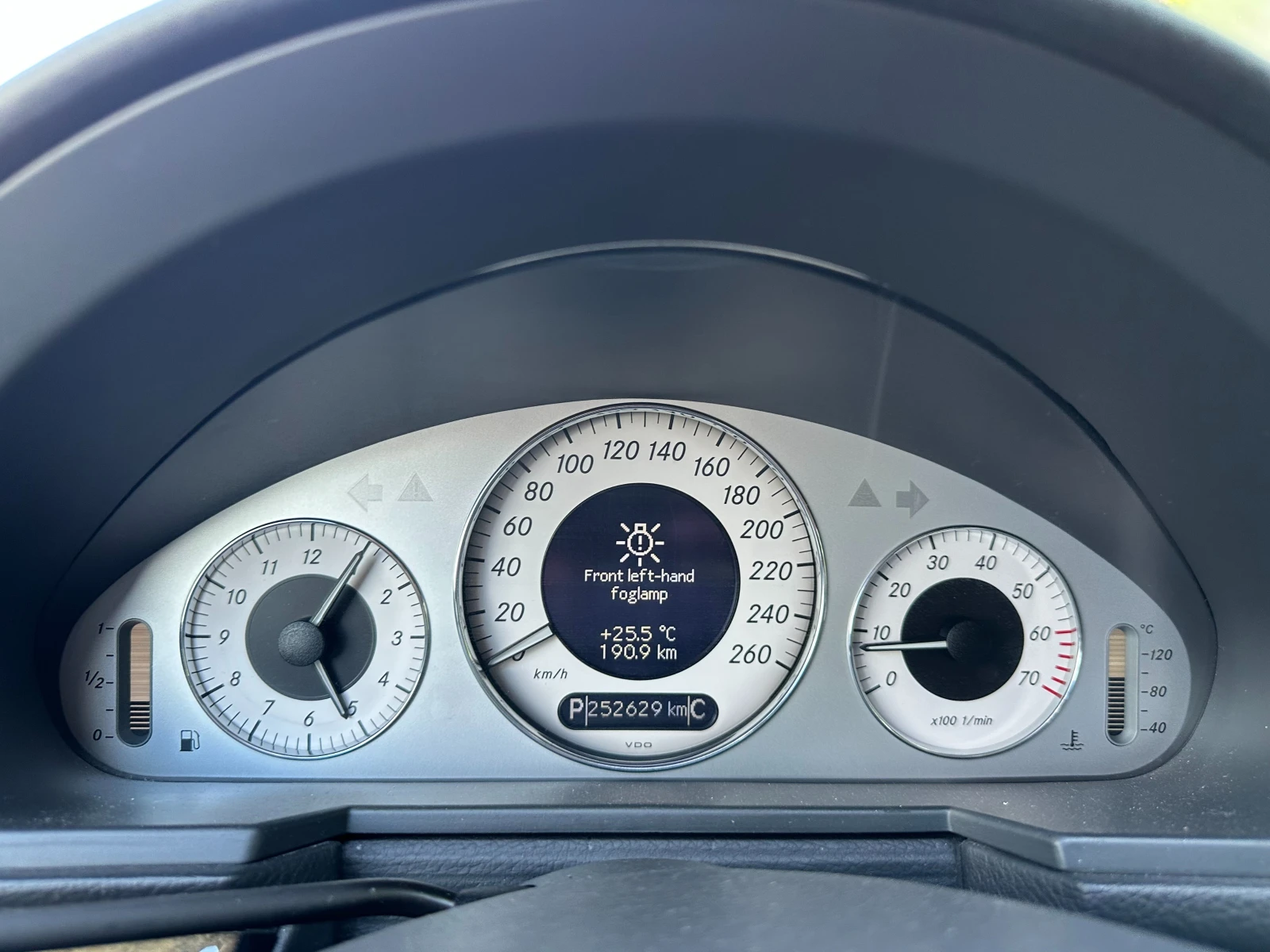 Mercedes-Benz E 500 5.0i 306 .. / 4x4 | Mobile.bg   15