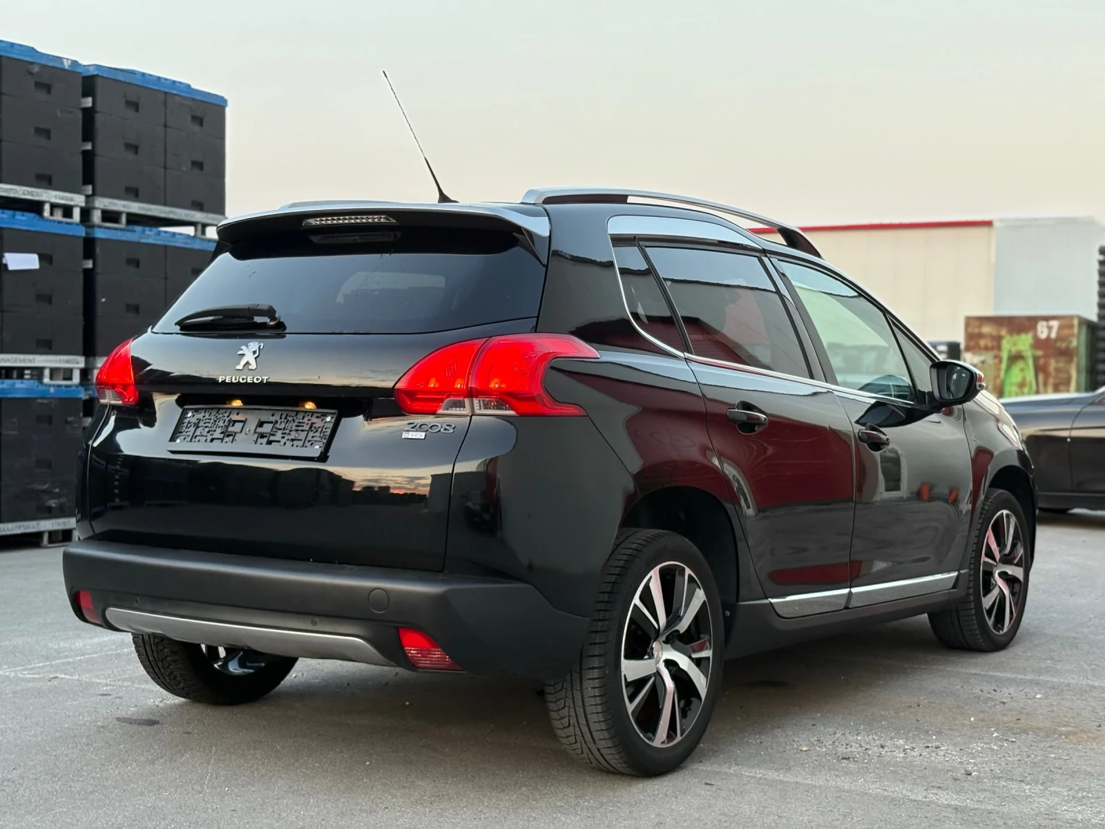 Peugeot 2008 1.6 HDI* Allure* Navi* Кожа* Светещ таван* Парктро - изображение 5
