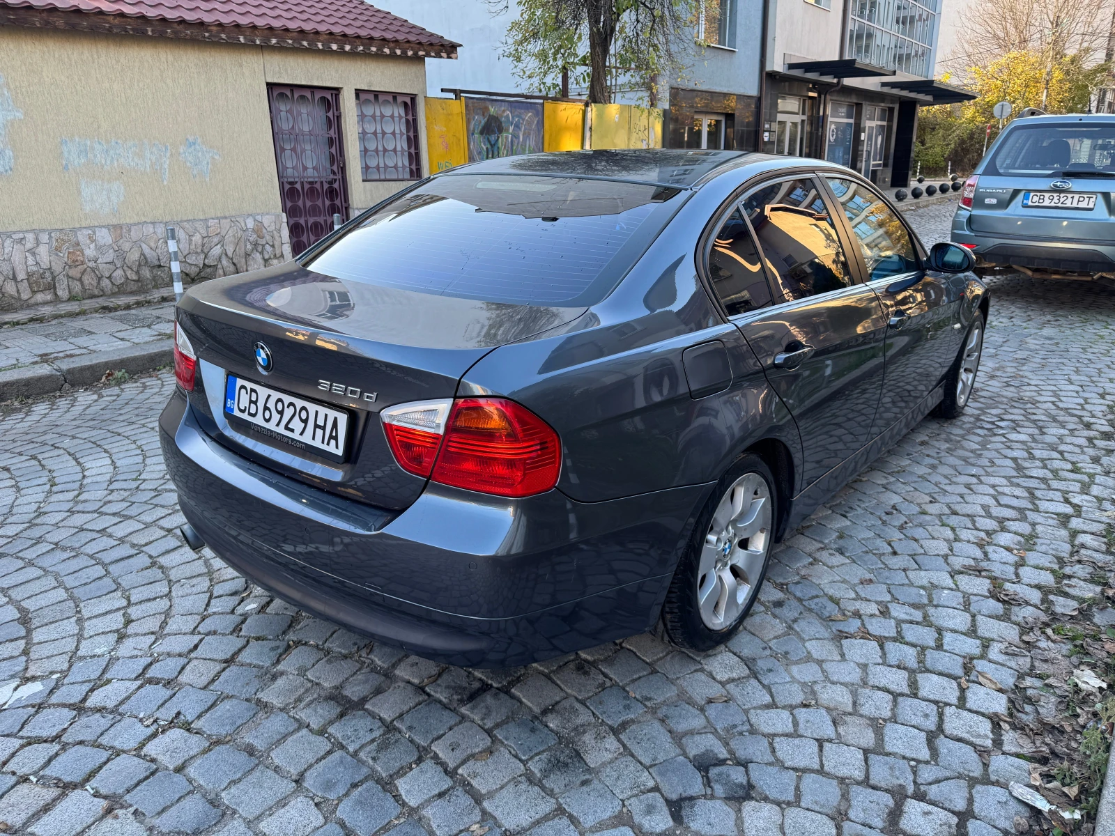 BMW 320  - изображение 4