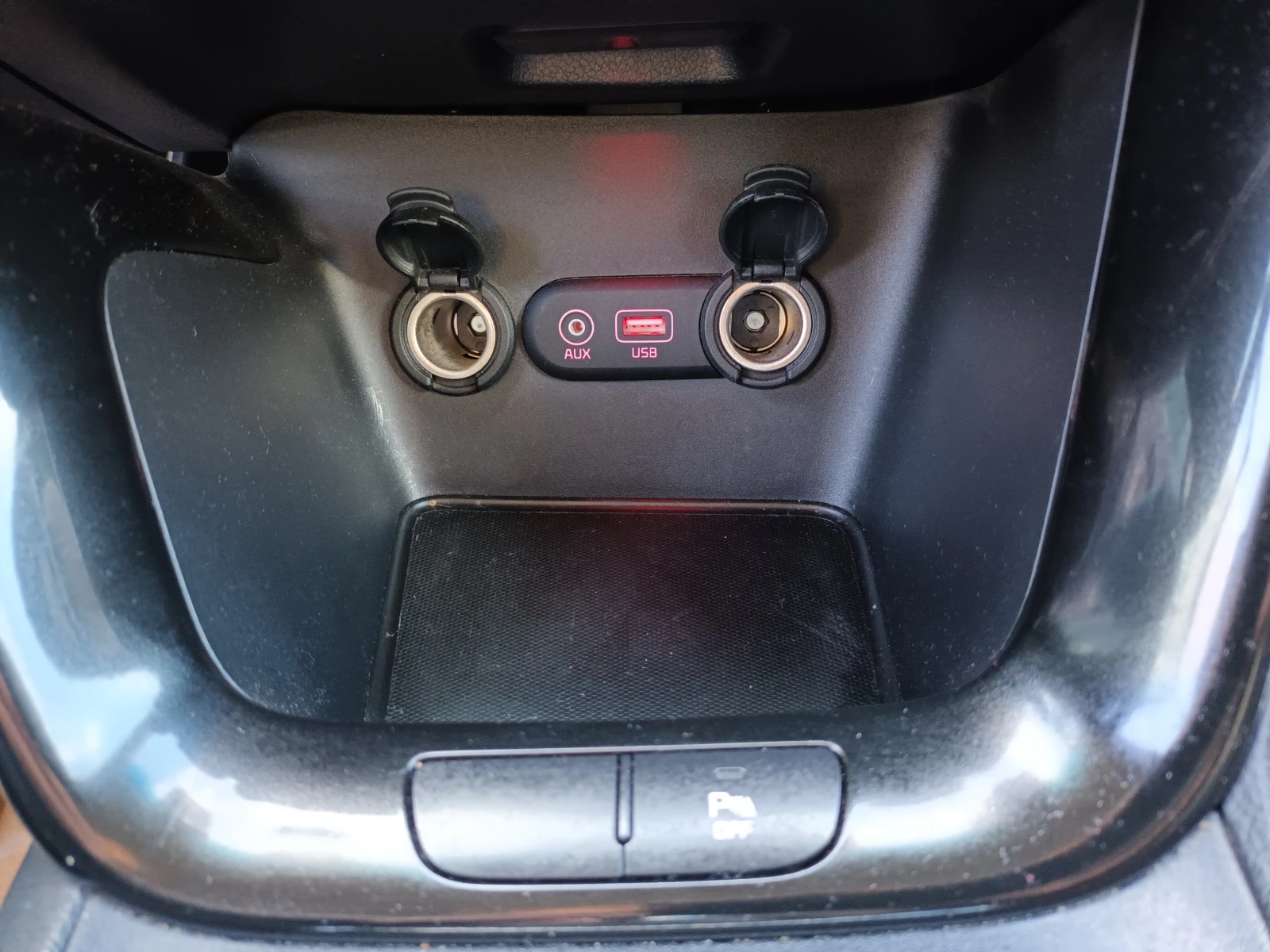 Kia Ceed 1.6 GRDI/136 �.�. | Mobile.bg � ����������� 14