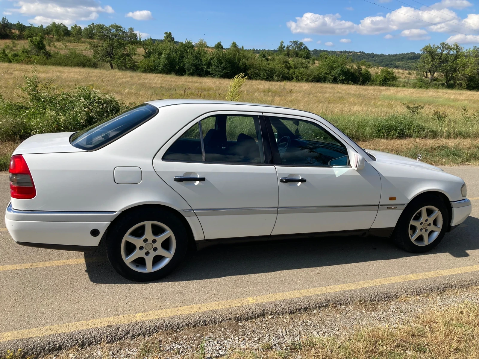 Mercedes-Benz C 200  - изображение 7