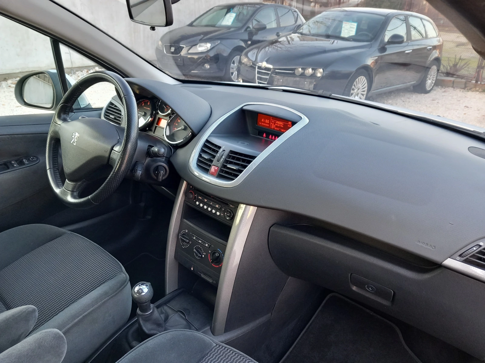 Peugeot 207 1.4HDI  | Mobile.bg   12