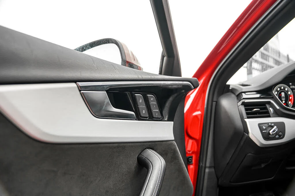 Audi S4 TFSI 3.0 * PROGRESSIV * АвтоКредит * (ЦЕНА ДО БГ) - изображение 5