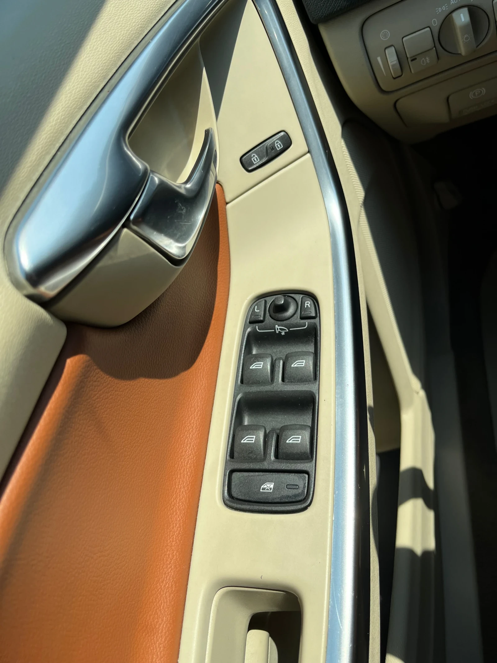 Volvo S60 D5 Polestar, снимка 8 - Автомобили и джипове - 53772272