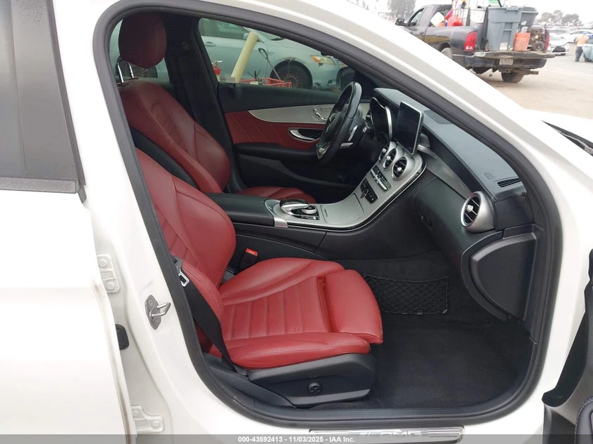 Mercedes-Benz C 43 AMG 3l Amg C 43 4Matic, снимка 5 - Автомобили и джипове - 53907283