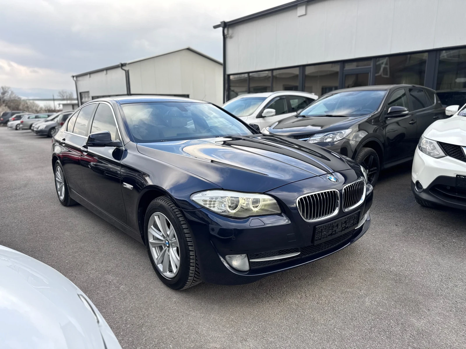 BMW 525 Xd ОБСЛУЖЕНА, снимка 3 - Автомобили и джипове - 53966938