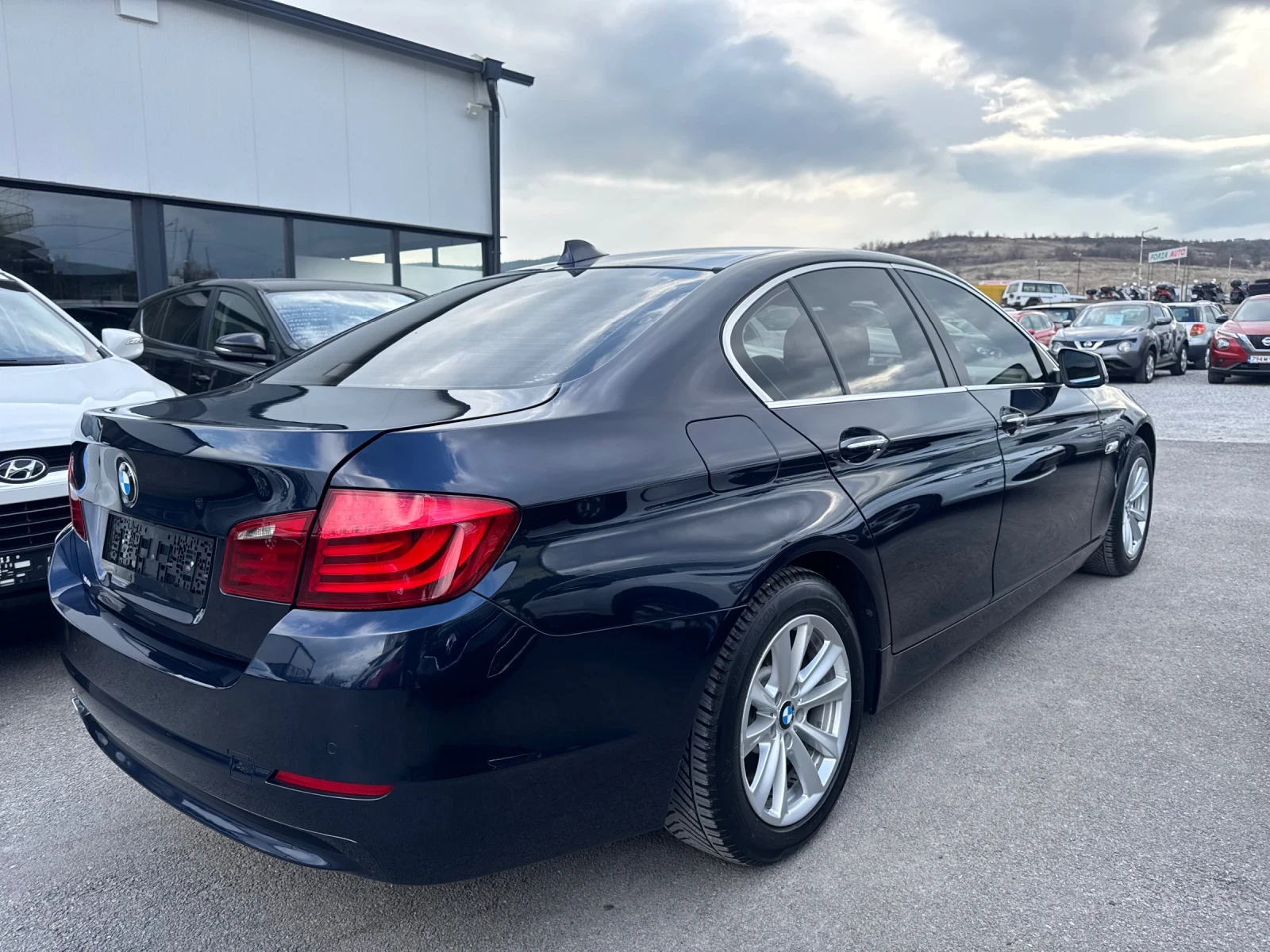 BMW 525 Xd ОБСЛУЖЕНА, снимка 5 - Автомобили и джипове - 53966938