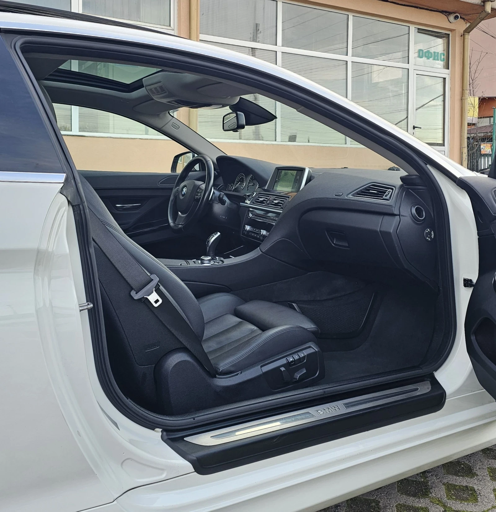 BMW 650 SoftClose HeadUp Обслужен , снимка 9 - Автомобили и джипове - 54115330