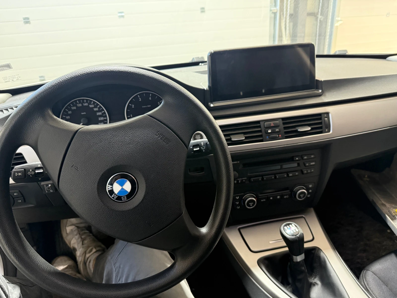 BMW 318, снимка 2 - Автомобили и джипове - 54371267
