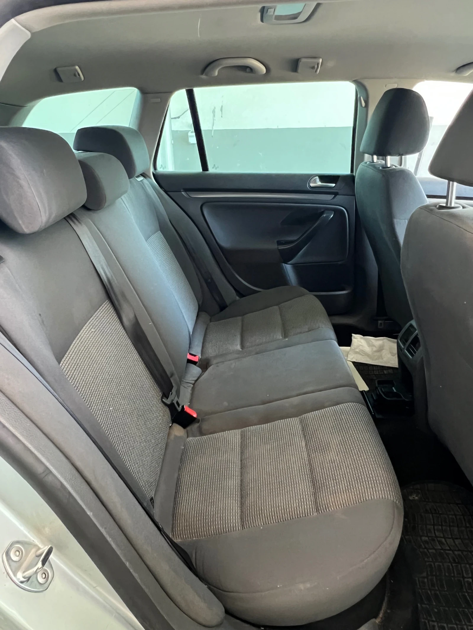 VW Golf Variant 5 1.9TDi BLS , снимка 9 - Автомобили и джипове - 54445070