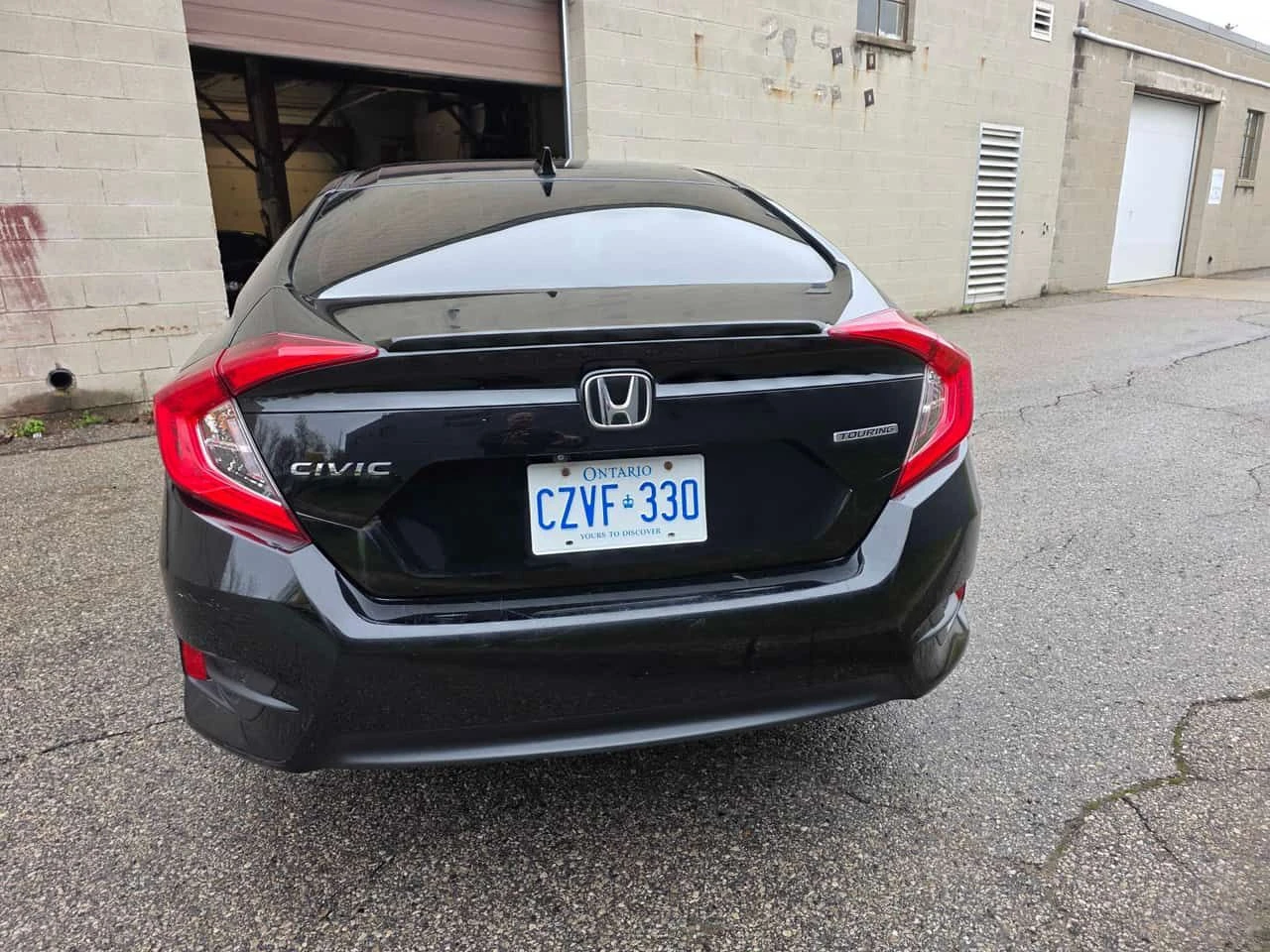 Honda Civic * Touring * 2 КЛЮЧА* ПОДГРЕВ* PANO* KEYLESS* , снимка 4 - Автомобили и джипове - 54489811