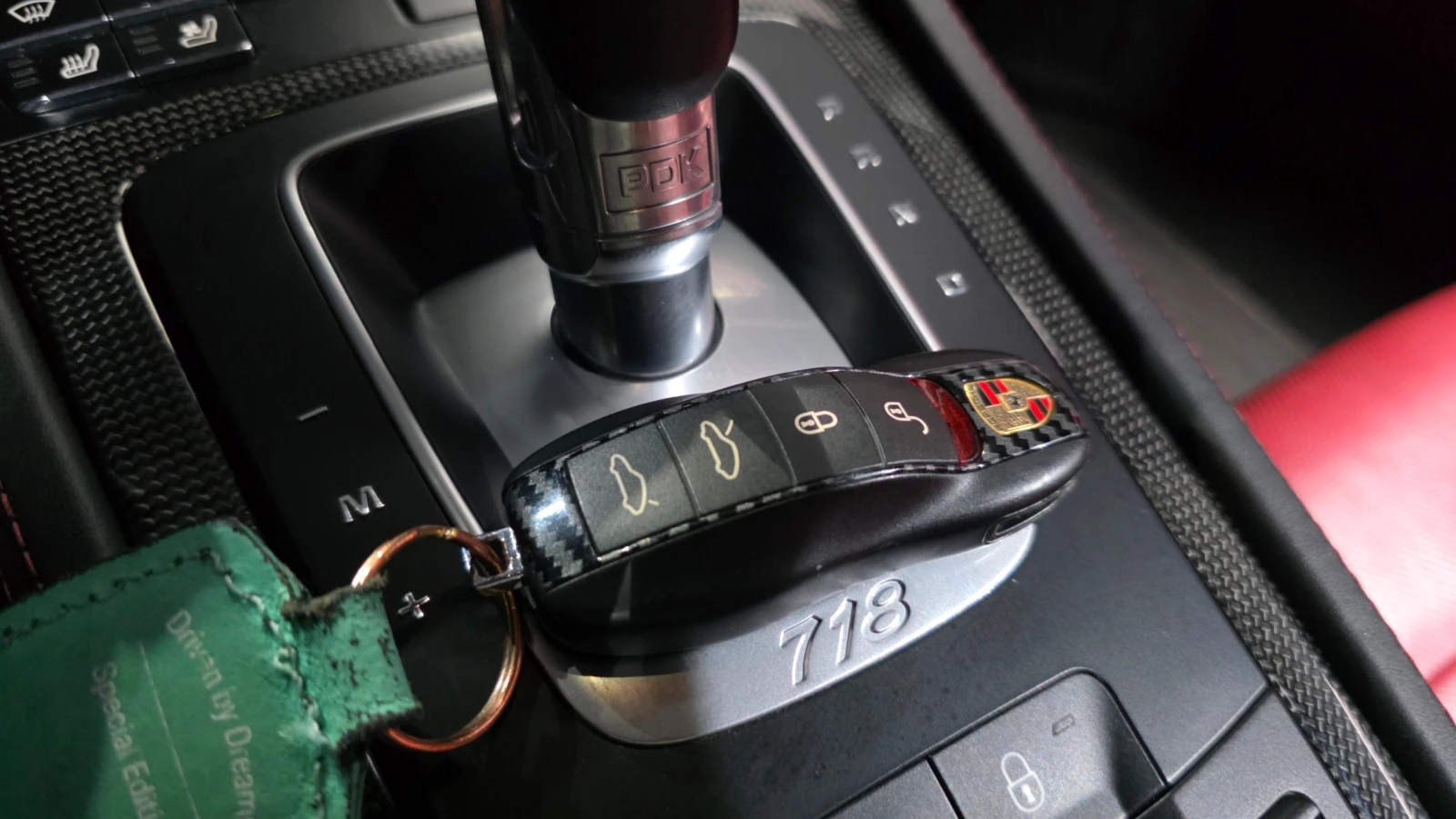Porsche Cayman 2.5* GTS* PDK* КОЖА* ПОДГРЕВ* ОБДУХВАНЕ* , снимка 13 - Автомобили и джипове - 54663654