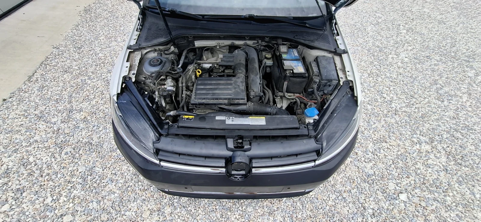 VW Golf 1.4tgi Mетан, снимка 9 - Автомобили и джипове - 55291904