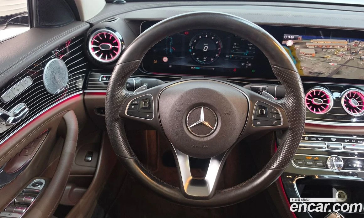 Mercedes-Benz E 400 4MATIC Exclusive, снимка 13 - Автомобили и джипове - 55794432