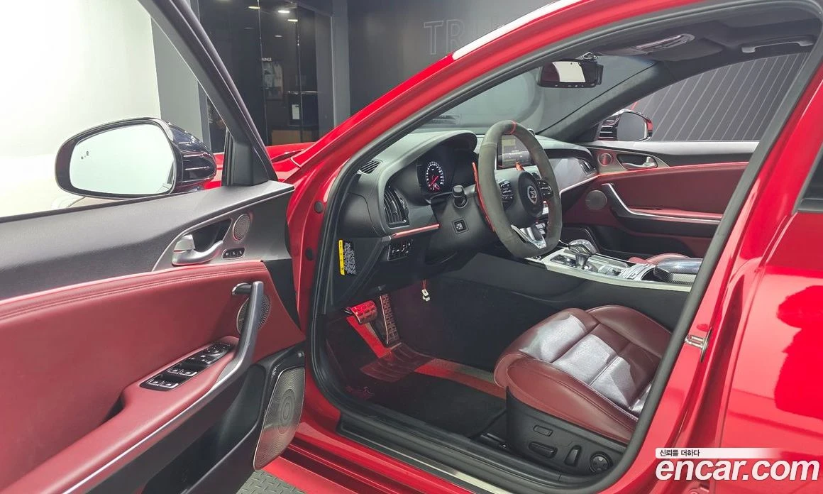 Kia Stinger 3.3 Turbo AWD GT, снимка 10 - Автомобили и джипове - 55807295