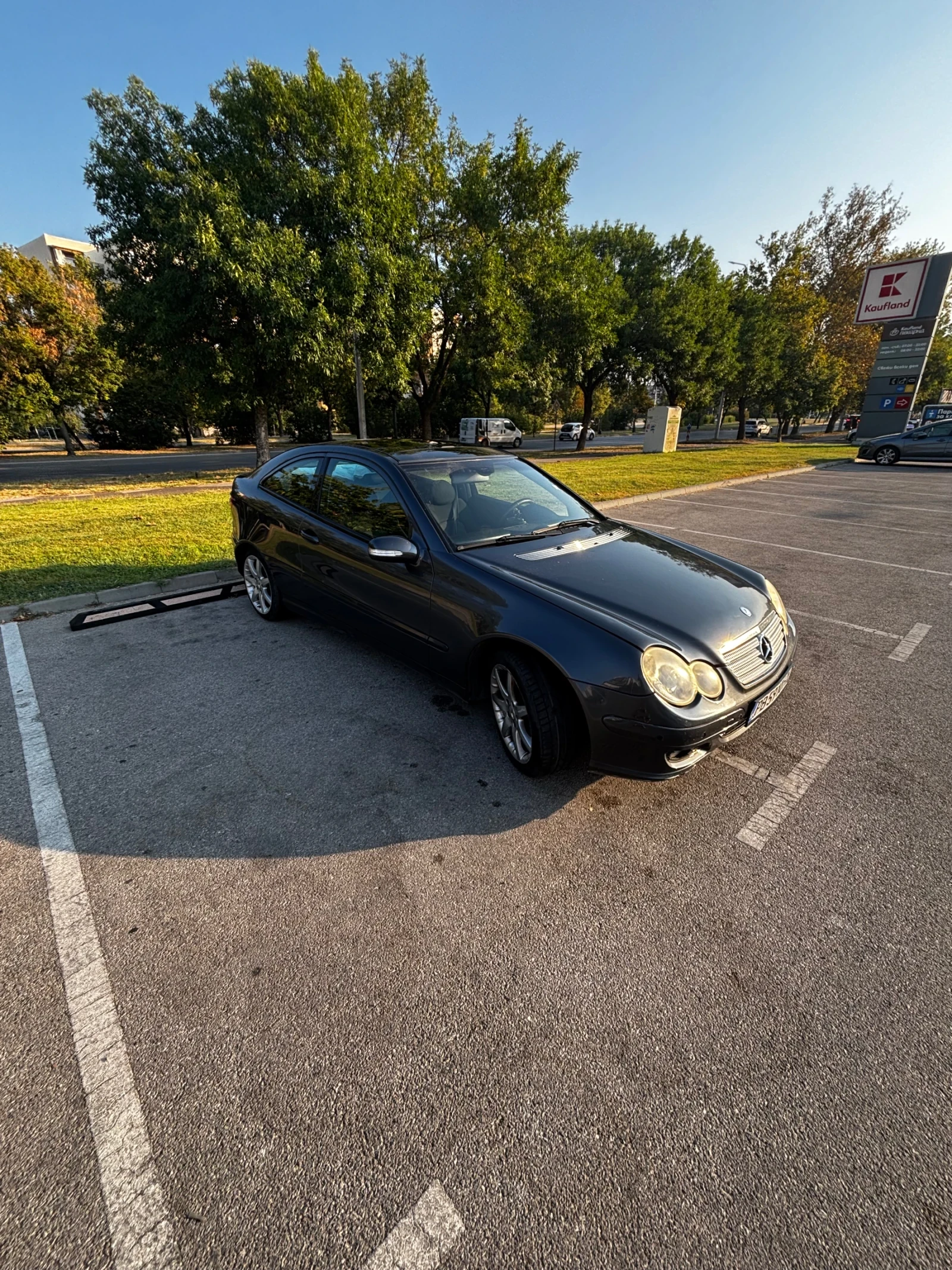 Mercedes-Benz C 200, снимка 3 - Автомобили и джипове - 55985718
