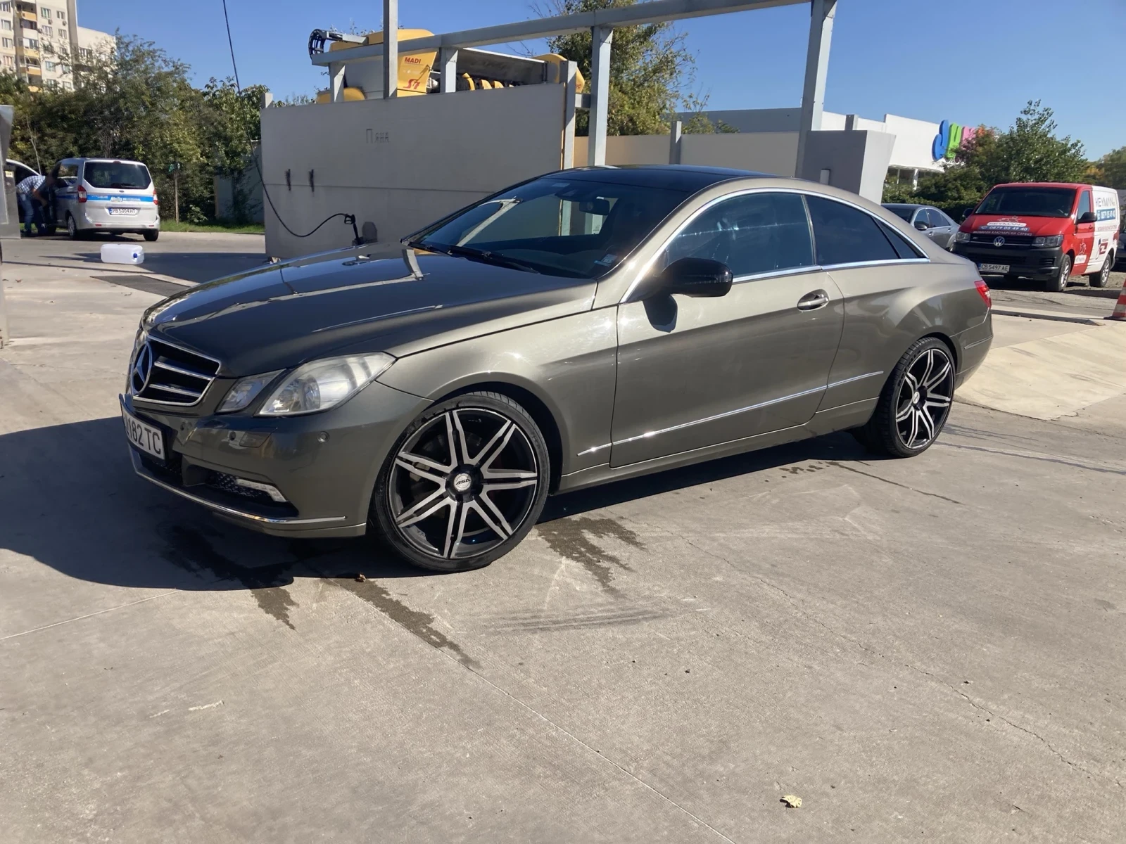 Mercedes-Benz E 350, снимка 4 - Автомобили и джипове - 56047910