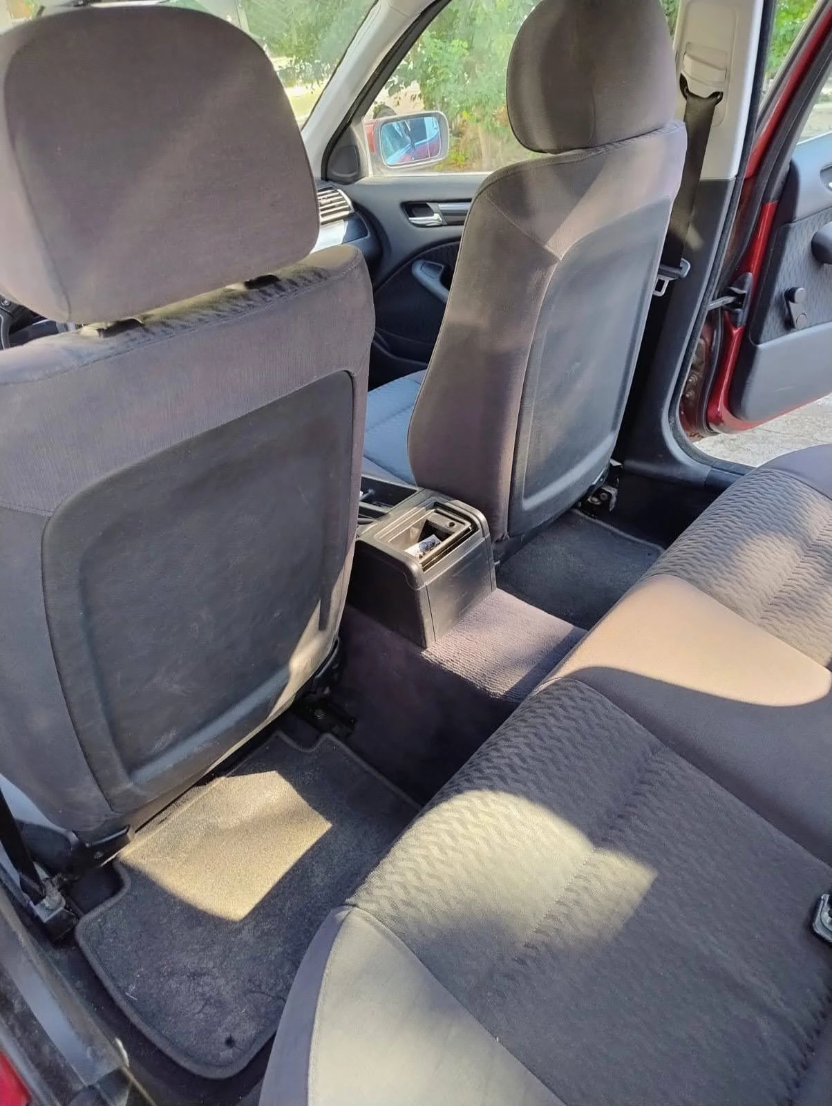 BMW 320, снимка 11 - Автомобили и джипове - 56211619