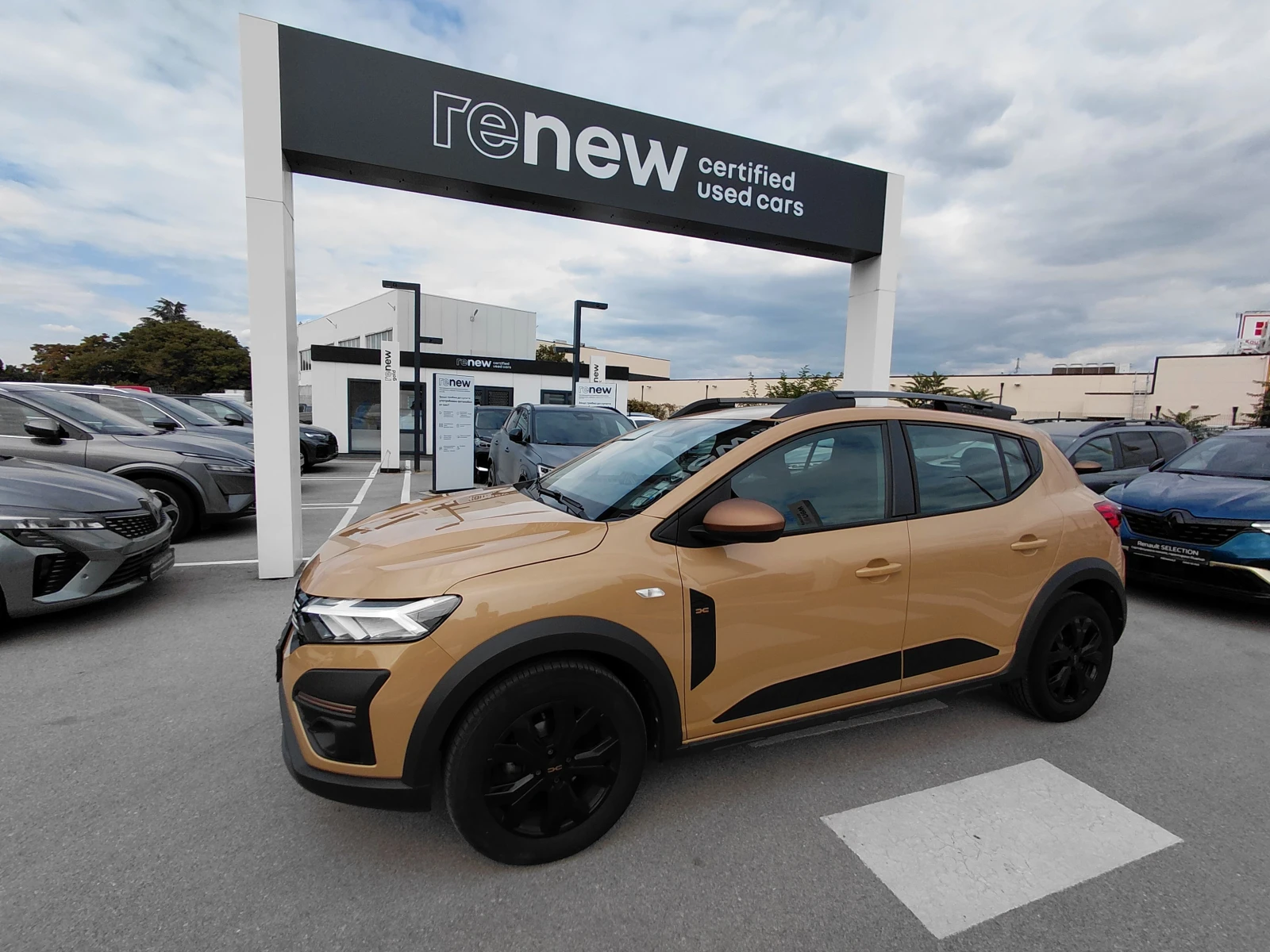 Dacia Sandero Stepway/Expression / 100к.с/Газ/Бензин