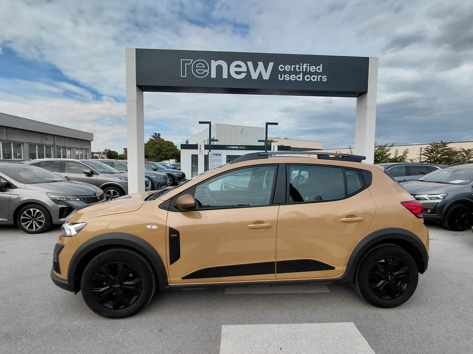 Dacia Sandero Stepway/Expression / 100к.с/Газ/Бензин, снимка 4 - Автомобили и джипове - 56258891