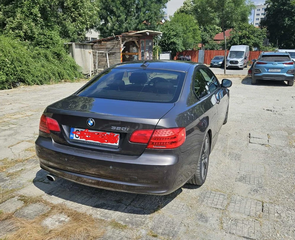 BMW 320, снимка 7 - Автомобили и джипове - 56554338