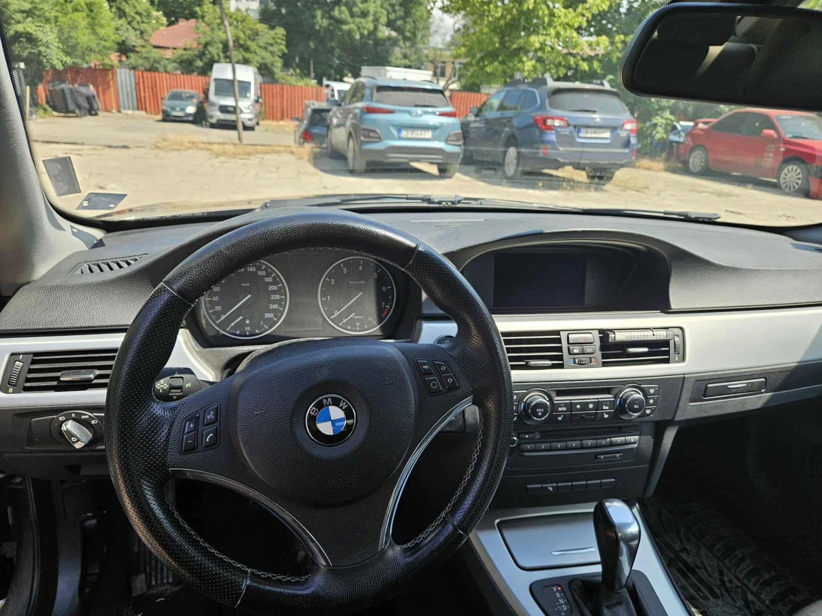 BMW 320, снимка 2 - Автомобили и джипове - 56554338