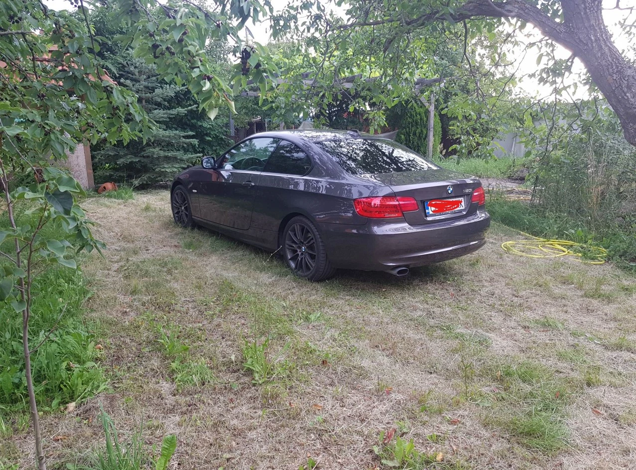 BMW 320, снимка 6 - Автомобили и джипове - 56554338