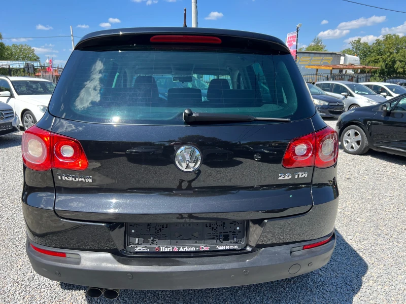 VW Tiguan 2.0TDI-4X4-6 СКОРОСТИ, снимка 6 - Автомобили и джипове - 46845877