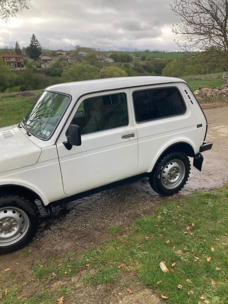 Lada Niva, снимка 6 - Автомобили и джипове - 47760299