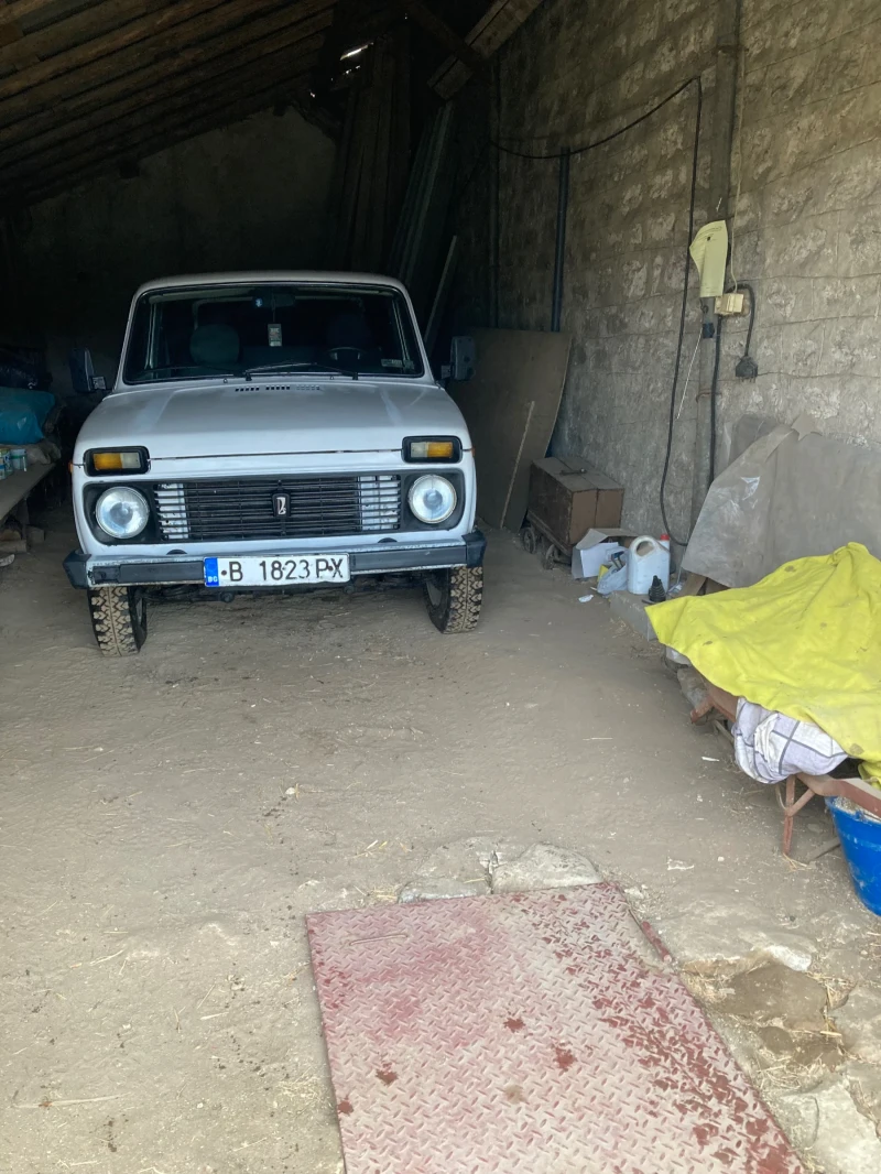 Lada Niva, снимка 9 - Автомобили и джипове - 47760299