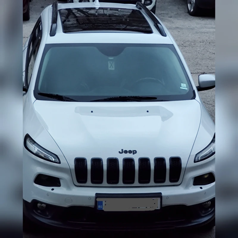 Jeep Cherokee, снимка 1 - Автомобили и джипове - 48582180