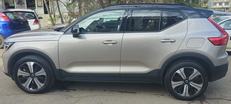 Volvo XC40 Recharge , снимка 2 - Автомобили и джипове - 49506473