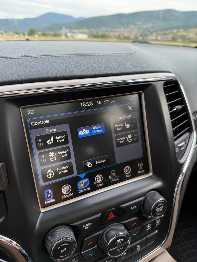 Jeep Grand cherokee С Газ , снимка 14 - Автомобили и джипове - 52244505