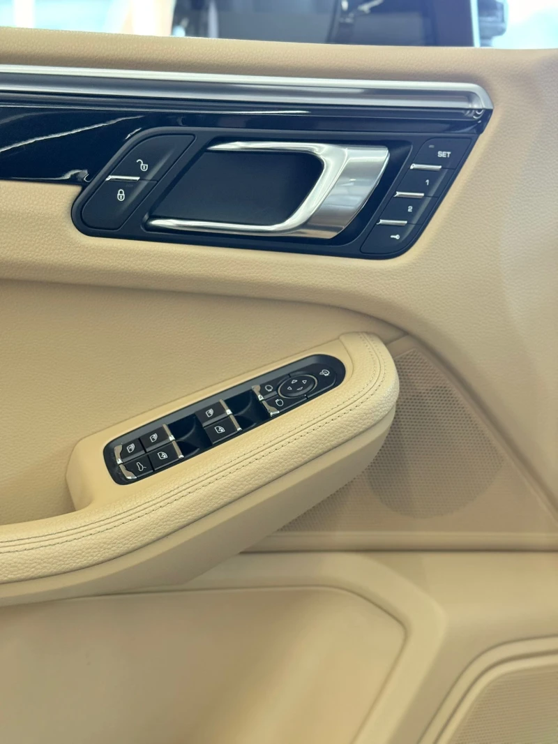 Porsche Macan S* Pano* Chrono* Обдух* Лизинг* Bose, снимка 7 - Автомобили и джипове - 51769246