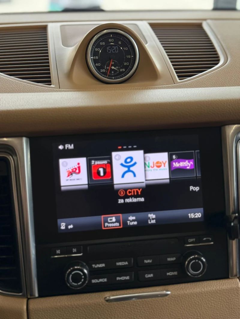 Porsche Macan S* Pano* Chrono* Обдух* Лизинг* Bose, снимка 14 - Автомобили и джипове - 51769246